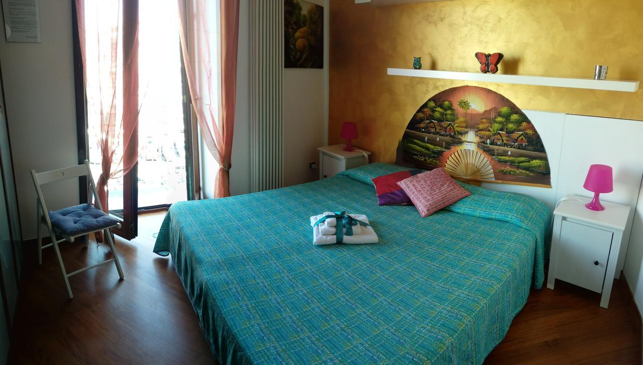 Bed and Breakfast Aria Di Mare Dimorra Pozzuoli Exterior foto