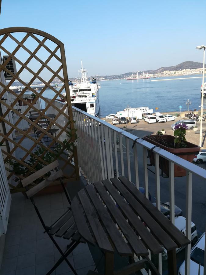 Bed and Breakfast Aria Di Mare Dimorra Pozzuoli Exterior foto