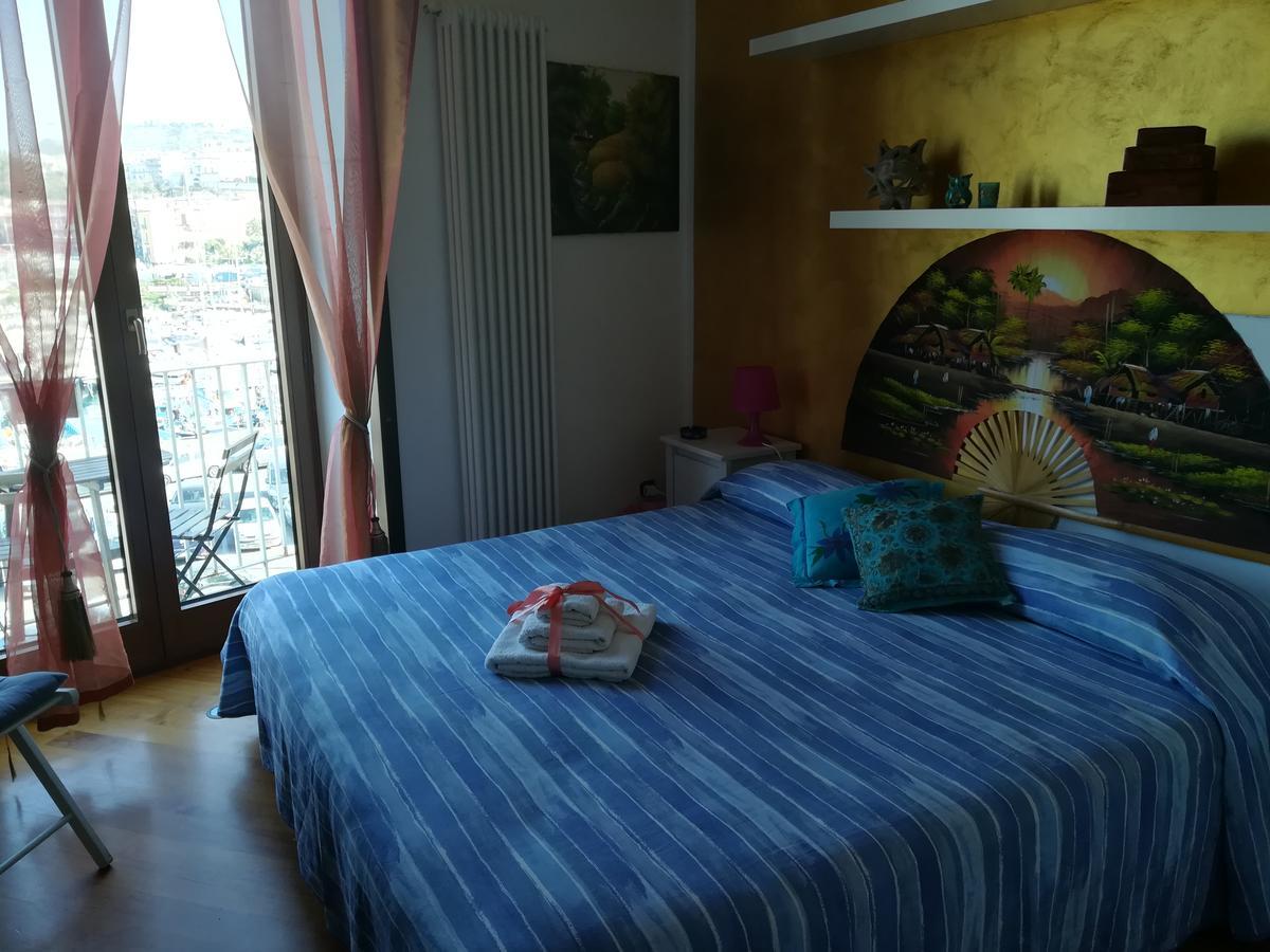 Bed and Breakfast Aria Di Mare Dimorra Pozzuoli Exterior foto